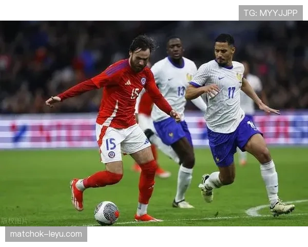 阿德耶米灵动盘带建功，助球队斩获关键胜利状态回暖引关注