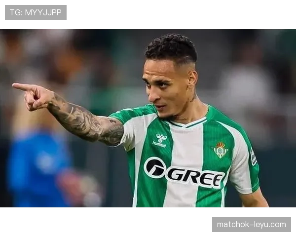 安东尼闪耀英超赛场，稳健发挥助球队斩获关键胜利