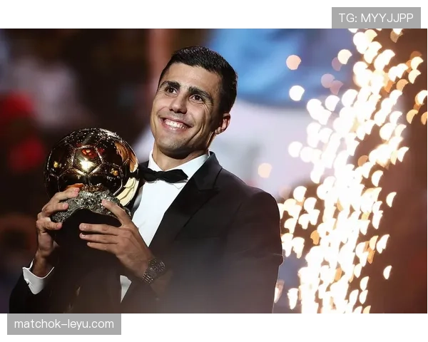 罗德里：曼城连续不败纪录中的中场稳定器解析